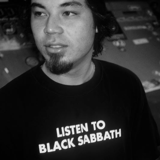 LISTEN TEE